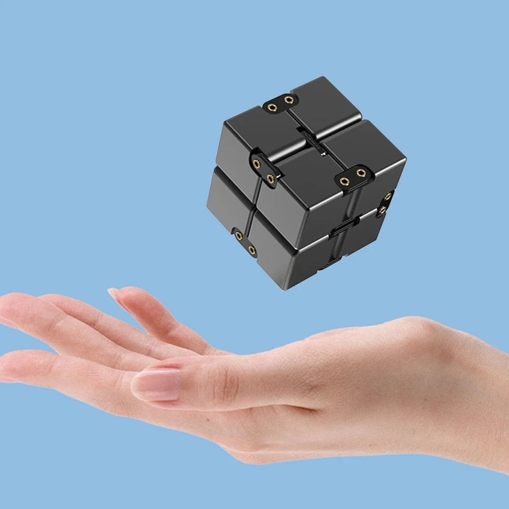 Rivet Design Aluminum Alloy Infinite Cube Creative Metal Stress Relief Flip Cubic Toy Adult Kids Decompression Cube - Black / White - 6