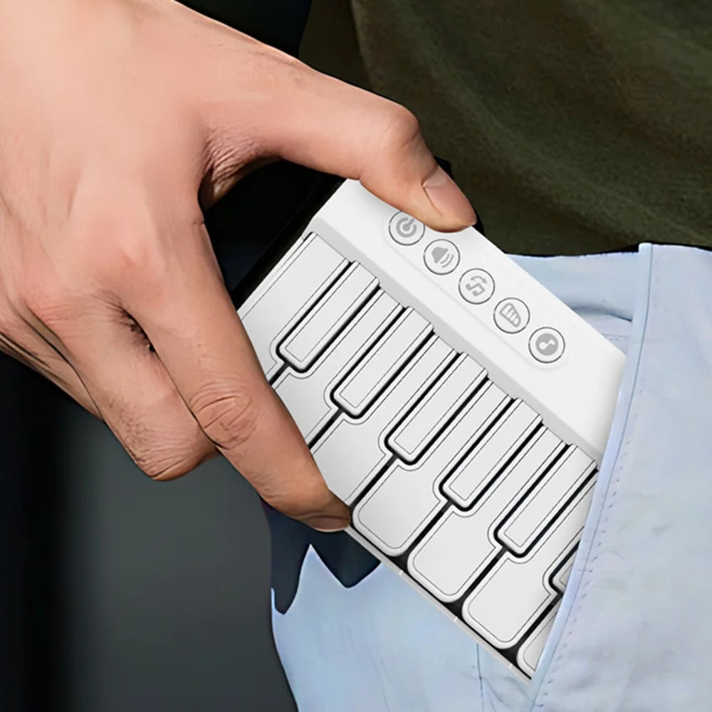 CY-8047B Pocket Flash Piano 15 Keys Mini Electronic Keyboard Portable Instrument Toy - Black - 7