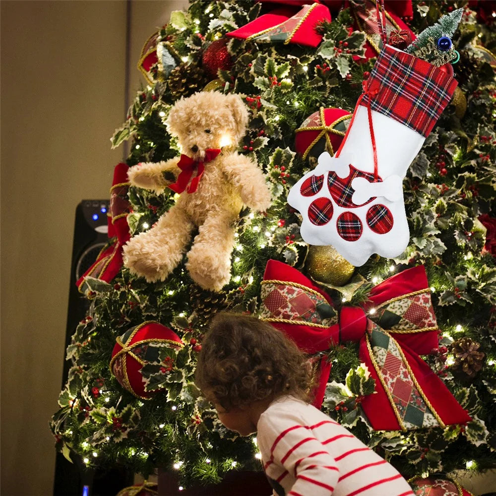 Christmas Stockings Dogs Cat Paw Plaid Xmas Socks New Year Gift Bag - Red Ribbon / Pork Bone - 4