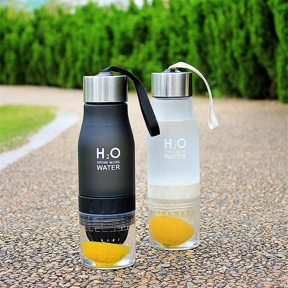 650ml Fruit Infuser Bottle Frosted Plastic Lemon Juice Water Bottle - Black - 2