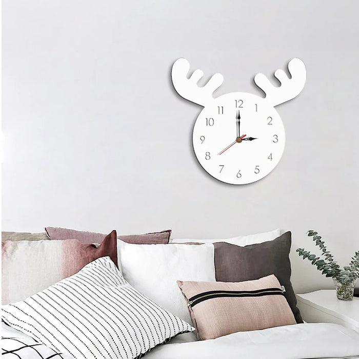 Cute Moose Decorative Quartz Wall Clock Battery Operated Silent Clock for Living Room, Bedroom - White - 3