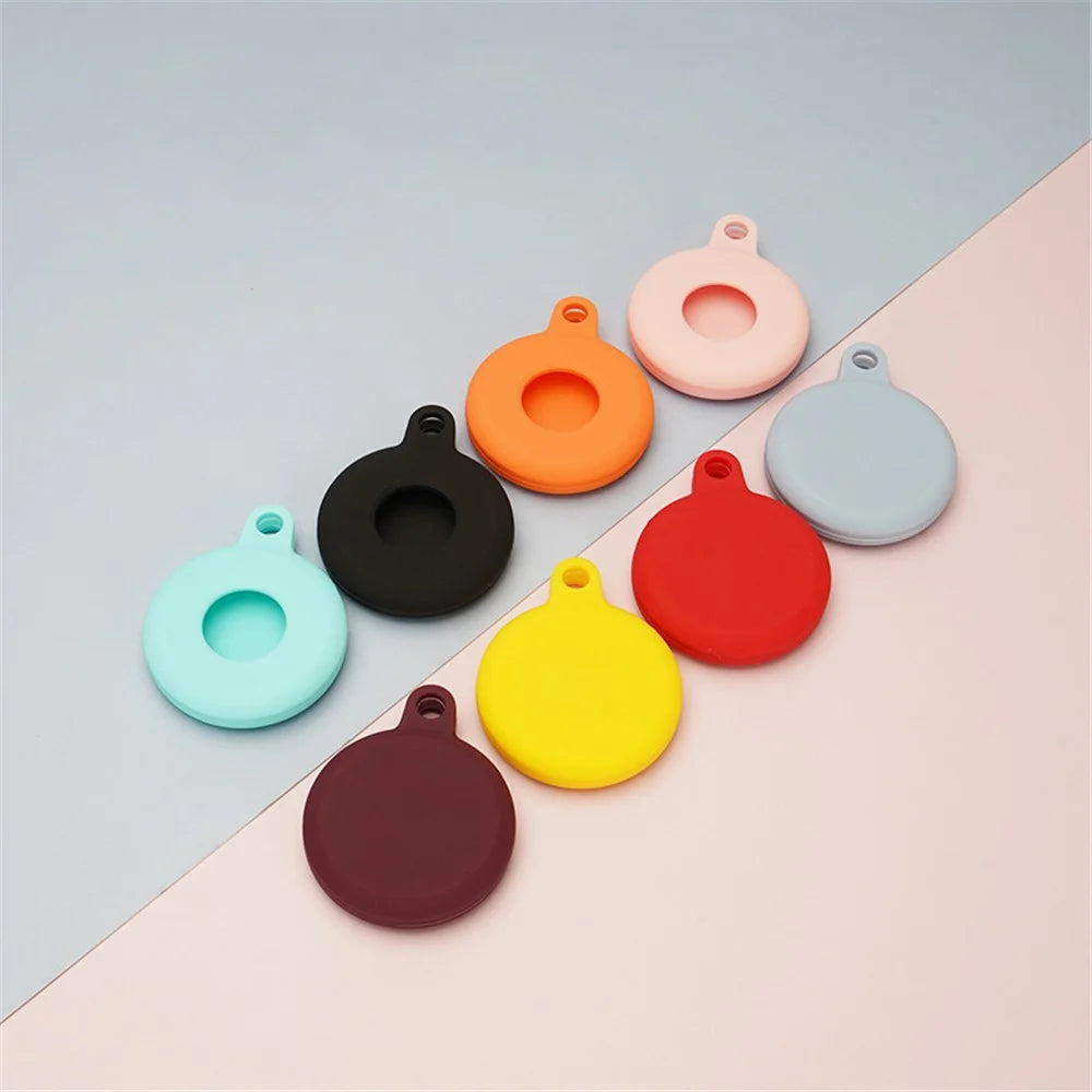 Round Silicone Anti-lost Protective Case Cover with Buckle Rope for Apple AirTag Bluetooth-compatible Locator - Luminous Green - 4