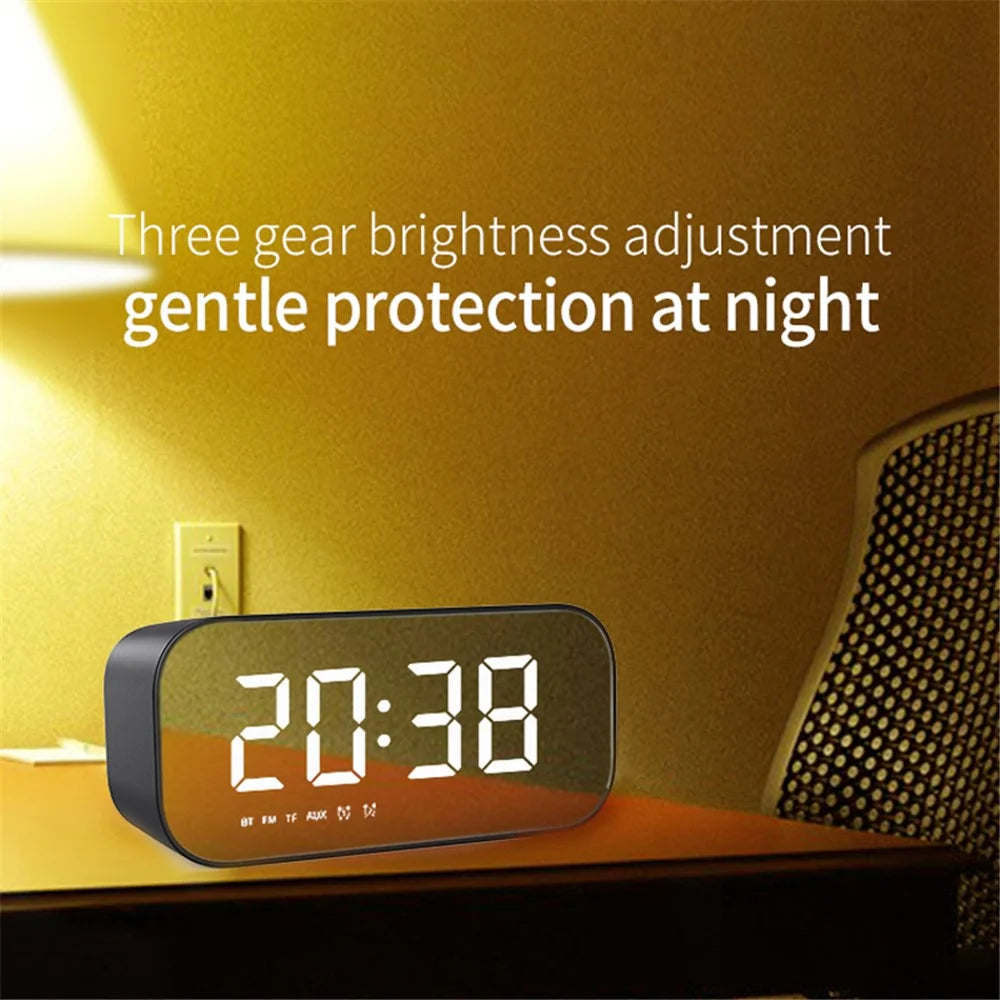 BT518 Portable Wireless Bluetooth-compatible Speaker Subwoofer Music Speaker with LED Digital Alarm Clock for Laptops Mobile Phones (CE) - 3