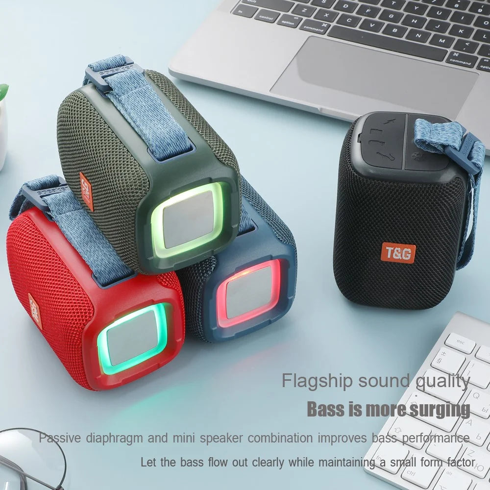 T&G TG339 Portable Bluetooth-compatible Speaker High Power Shockproof Subwoofer Speaker with RGB Light/Handle Support FM/TF (CE) - Blue - 7