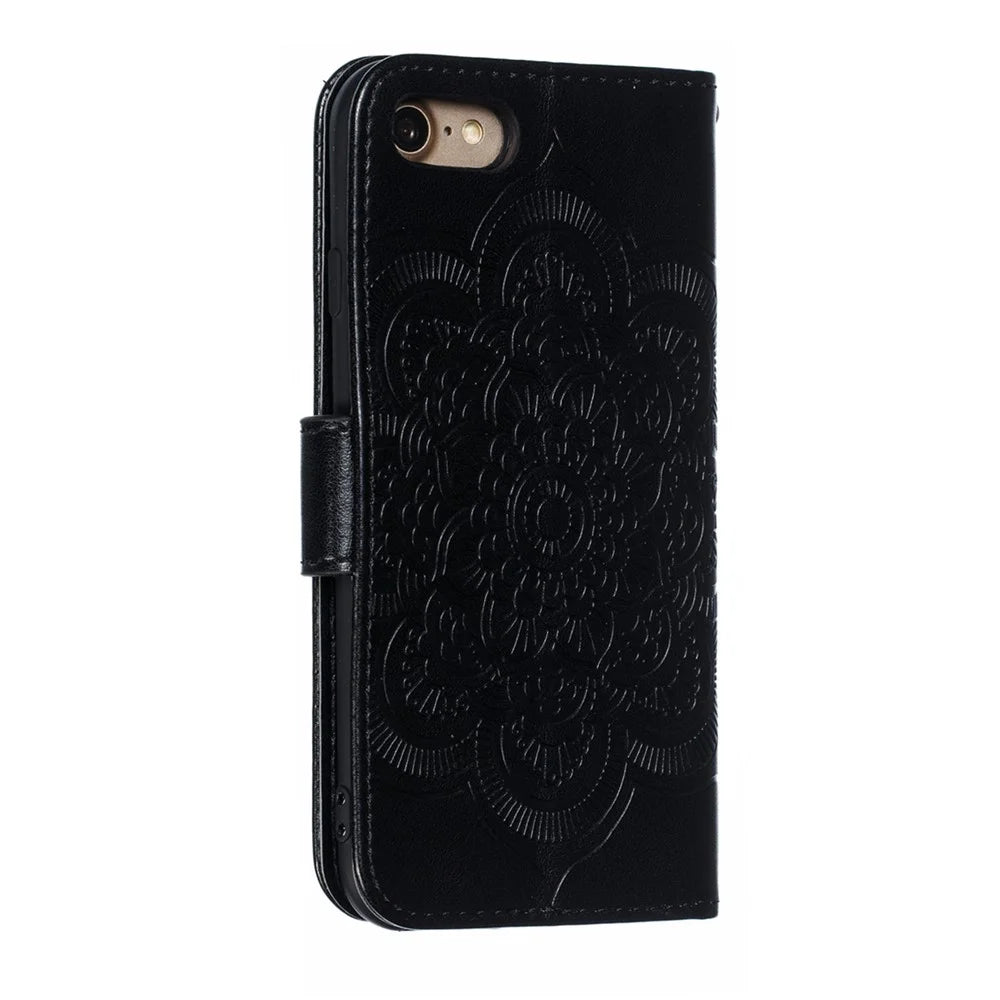 Imprint Mandala Flower Wallet Stand PU Leather Case for iPhone SE (2020)/SE (2022)/8/7 4.7 inch - Black - 4