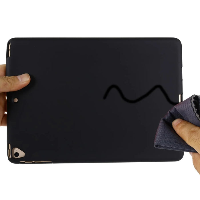 For iPad 9.7-inch (2018)/(2017)/iPad 5 Full Body Slim Soft Liquid Silicone Shockproof Protective Case - Black - 7