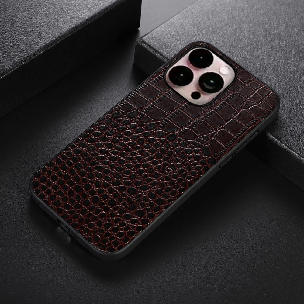 For iPhone 14 Pro Max 6.7 inch Hybrid Slim Case Crocodile Texture Phone Cover Shockproof Genuine Cowhide Leather Coated PC+TPU Mobile Phone Protective Shell - Brown - 2