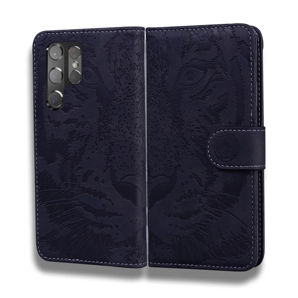 Tiger Pattern Imprinted Magnetic Clasp Leather Phone Case Stand Wallet Cover for Samsung Galaxy S22 Ultra - Black - 1