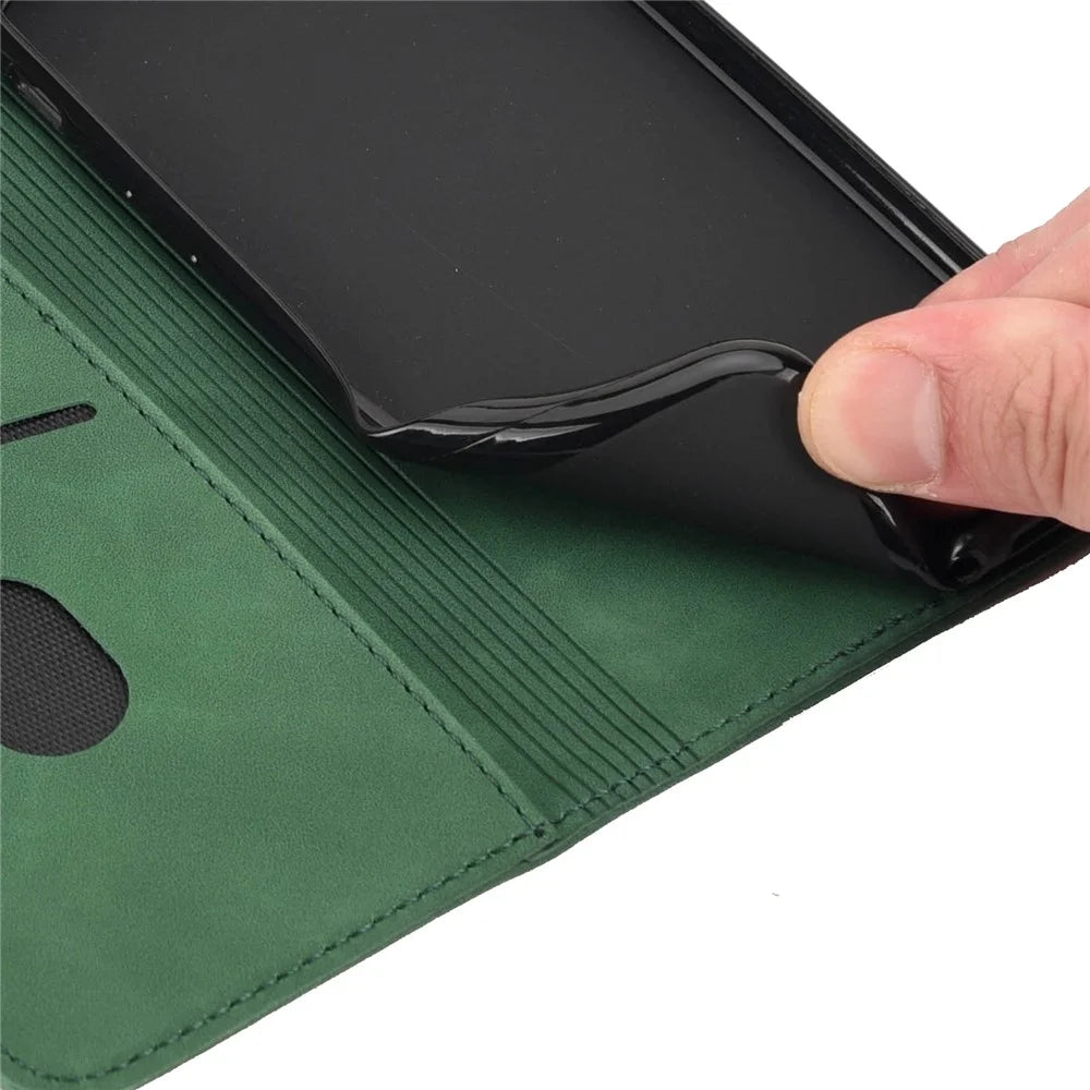 Scratch-resistant Flip Phone Case Splicing Leather Phone Stand Cover Shell for Samsung Galaxy A22 5G (EU Version) - Green - 7
