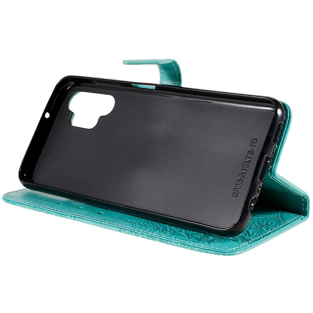 Mandala Embossed Phone Case for Samsung Galaxy A13 4G Anti-fall Stand Function Phone Cover Shell Wallet - Green - 3