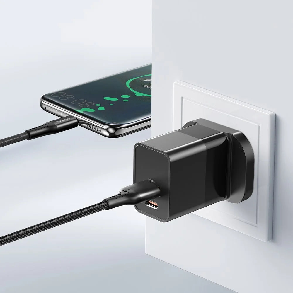 MCDODO MDD Hydrogen Series USB-A + Type-C PD 20W Phone Fast Charging Adapter Wall Charger with Cable - UK Plug/Black - 4