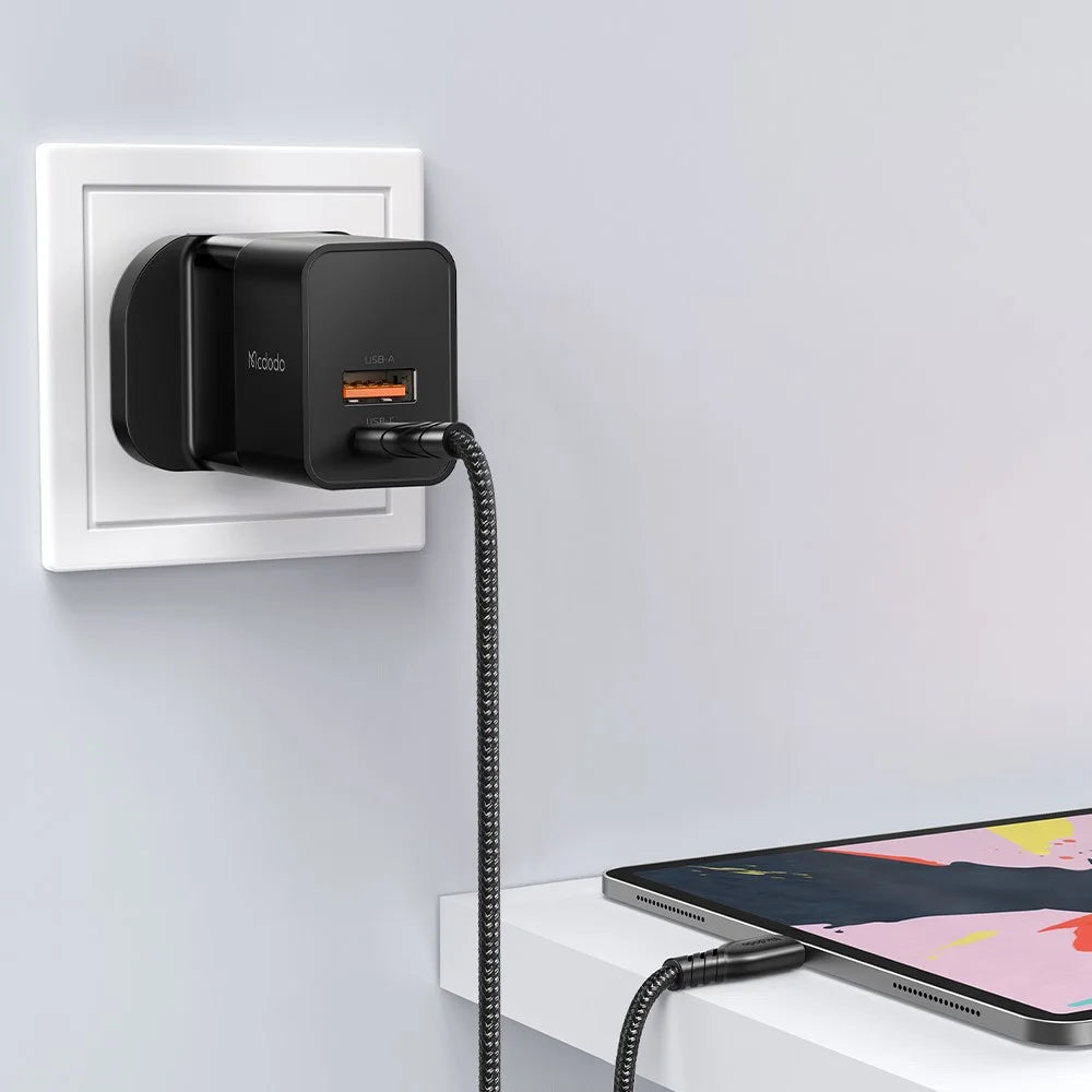 MCDODO MDD Hydrogen Series USB-A + Type-C PD 20W Phone Fast Charging Adapter Wall Charger with Cable - UK Plug/Black - 6