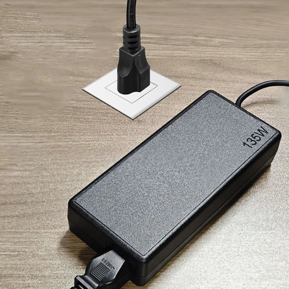 20V  /  6.75A 135W Laptop Power Adapter 11x5.5mm Square Port Charger for Lenovo Y50-70  /  Legion R720  /  Y700 - US Plug - 6