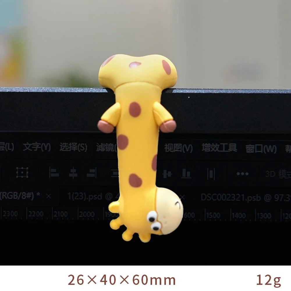 2803 Giraffe Design Mini Figurine Screen Decoration Car Dashboard Ornament Computer Monitor Figure - Style A - 2