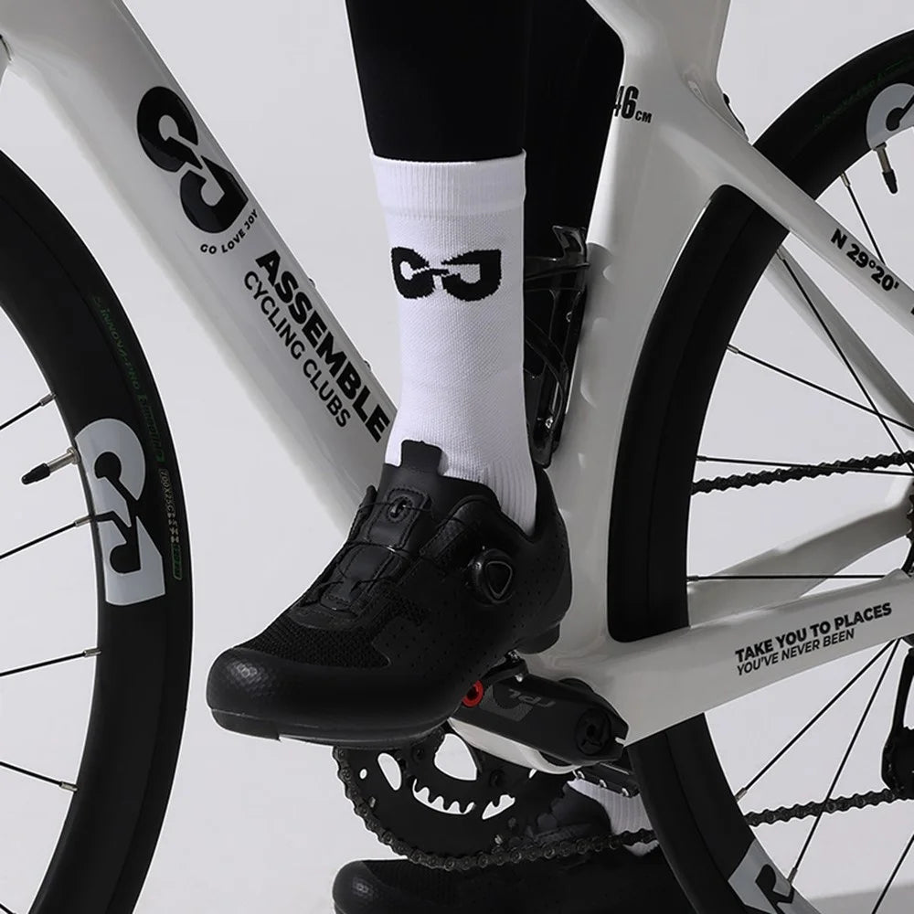 GOLOVEJOY DWZ12 Reflective Middle Tube Socks Outdoor Sports Compression Socks for Running Basketball - White  /  Size 35-39 - 3