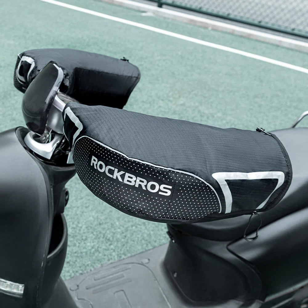ROCKBROS D39-1 1Pair Bicycle Handlebar Gloves Winter Cycling Windproof Warm Mittens Hand Cover for E-Bike - 7