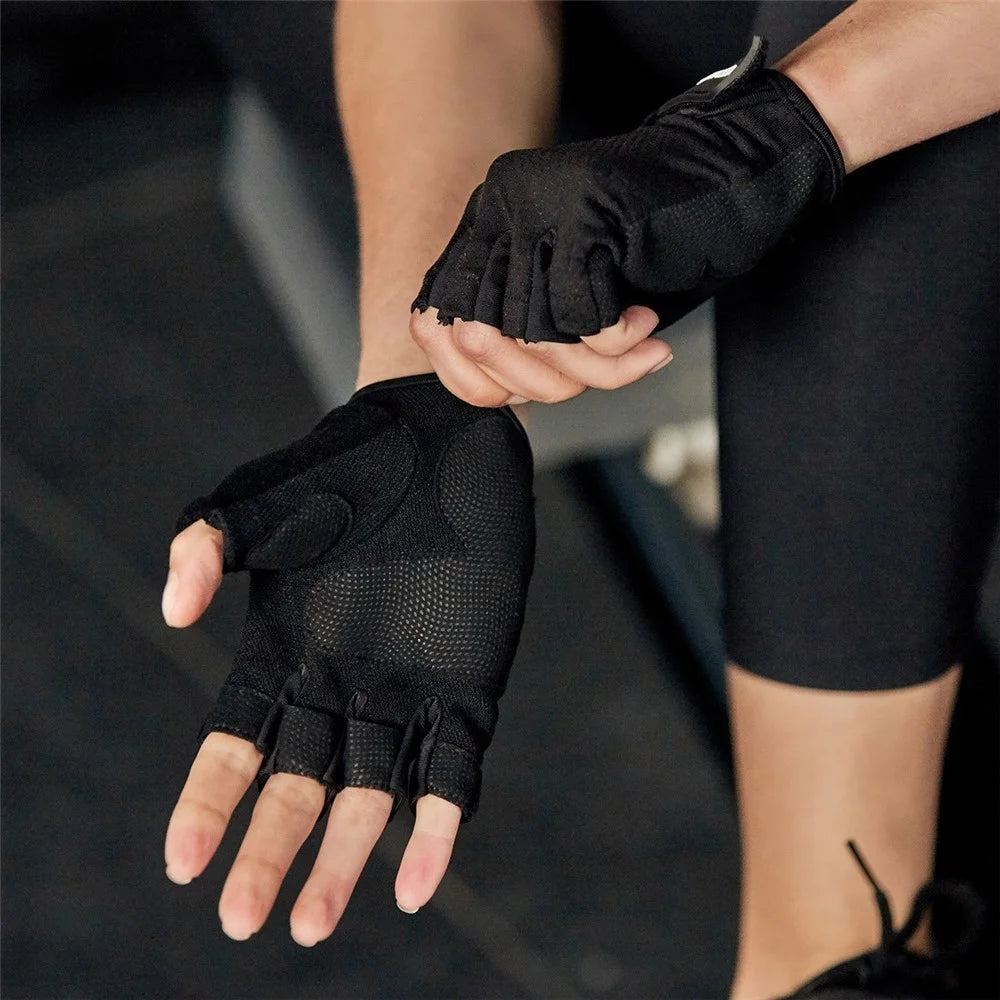 BGB21 1 Pair Unisex Pull-ups Fitness Sport Gloves Breathable Anti-skid Half Finger Gloves - Black / M - 3