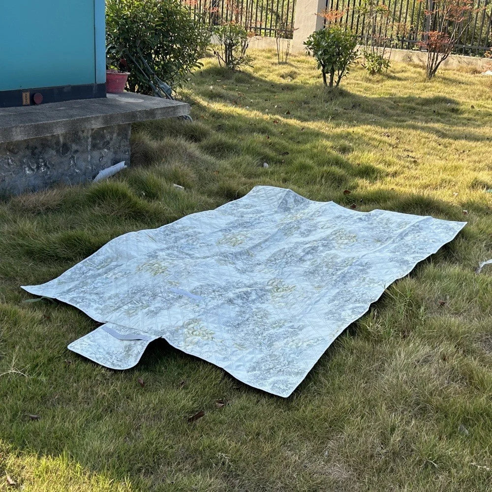 200x150cm Moisture Proof Large Picnic Blanket Foldable Outdoor Mat for 1-6 People - 2