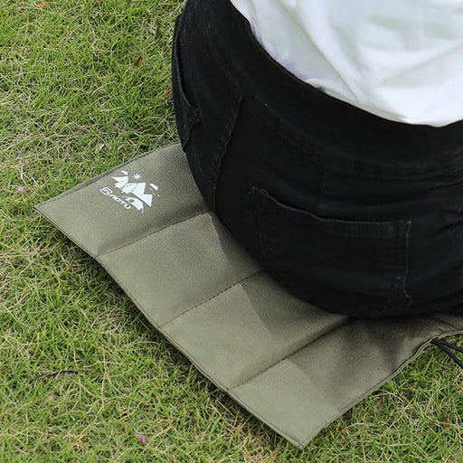 AOTU Portable Moisture-proof Seat Mat Oxford Cloth+EPE Outdoor Camping Picnic Seating Pad - Army Green - 2
