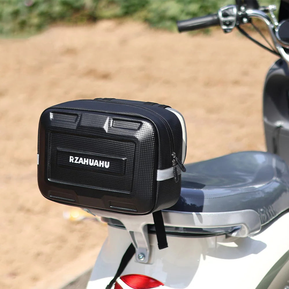 RZAHUAHU 9L Electric Bicycle PVC Leather Rear Bag Hard Shell Storage Bag, Size L - 4