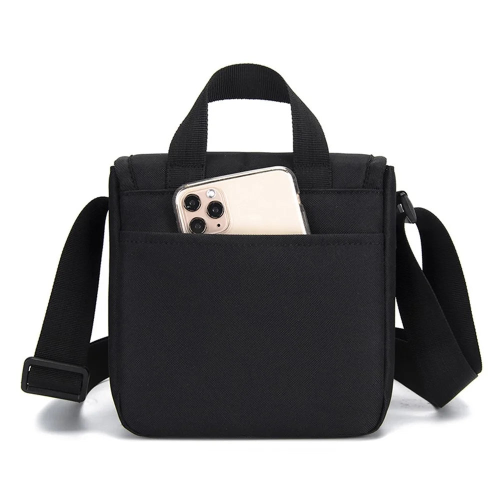 CWATCUN D52 Outdoor Photography SLR Camera Messenger Bag Water-resistant Carrying Bag - Black - 3