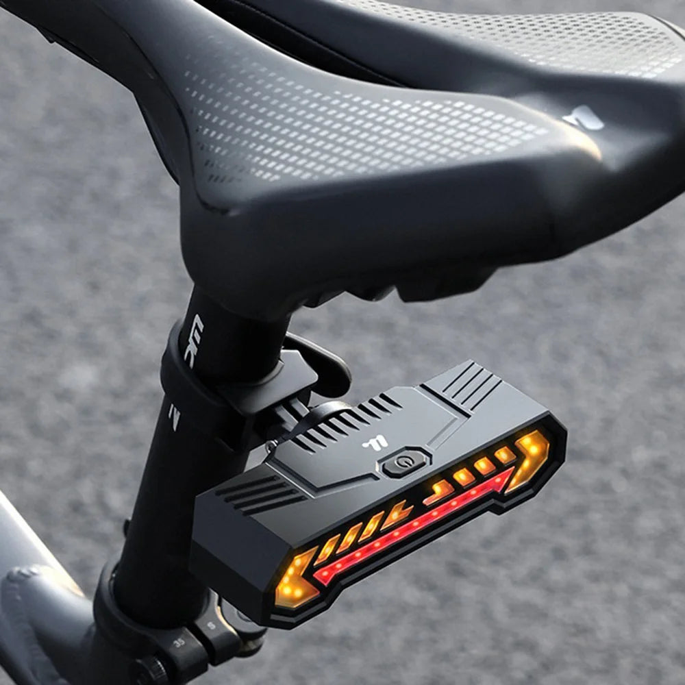 WEST BIKING YP0701503 Bicycle Taillight Wireless Remote Control Turn Signal Tail Light Safety Lamp with Horn Warning - Black - 4