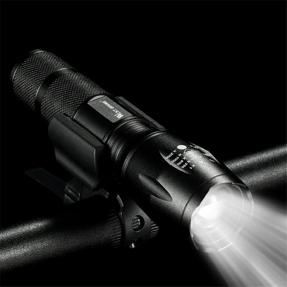 WEST BIKING YP0701162 Bicycle Front Flashlight 3 Modes Lamp Super Bright Retractable Zoom Light Cycling Mini Torch - 1