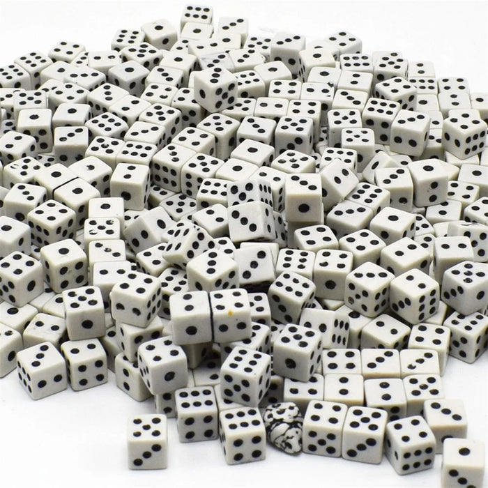 50Pcs 8*8*8MM Super Mini Small Dice Black and White 6 Sided Right-angle Dice - 4