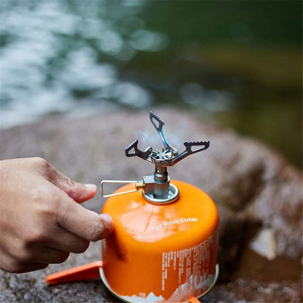 WSS-109 Camping Mini Stove Lightweight Portable Outdoor Titanium Gas Stove Foldable Spare Gas Stove for Hiking - 4