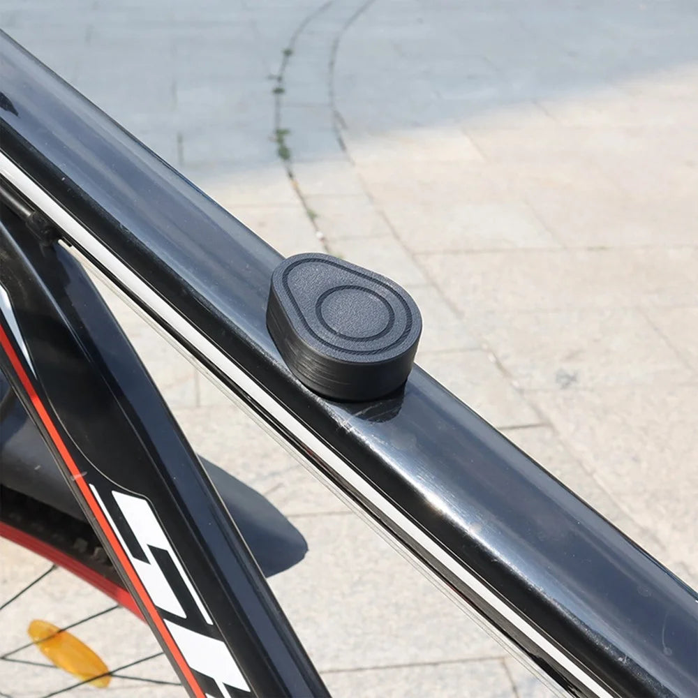915796 Magnetic Bike Mount Bracket for Momax BR10 Tracker Anti-theft Bicycle Bike Stand Waterproof GPS Locator Box Holder - 4