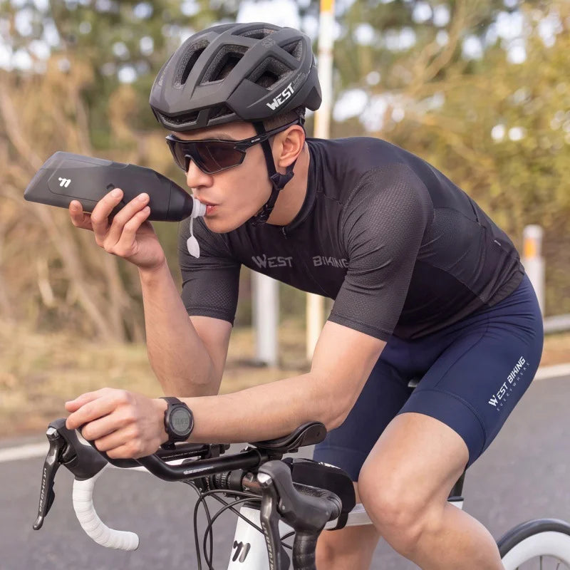 WEST BIKING YP0721059 Aerodynamic Cycling Water Bottle Set 680ml Squeeze Bottle with Cage (BPA Free, No FDA) - Black - 3