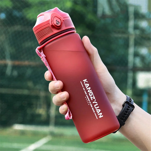 KANGZYUAN 8082 650ml Outdoor Sports Leak Proof Water Bottle Tritan Drinkware (BPA Free, No FDA Certificate) - Red - 1