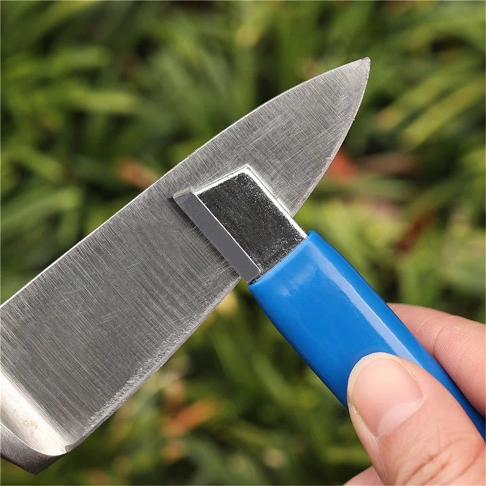 710 Tungsten Steel Cutter Sharpener Pocket Size Outdoor Scissors Sharpening Tool - Blue - 2