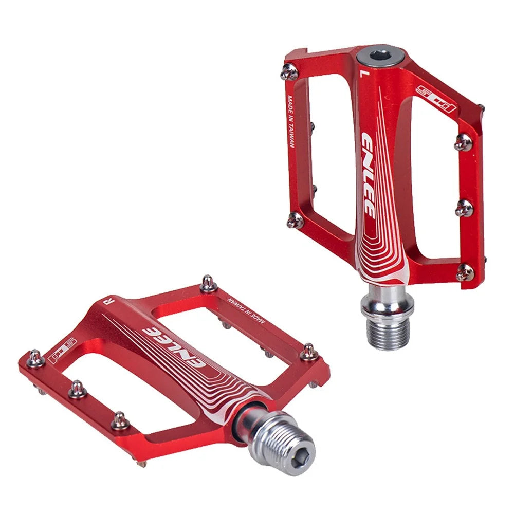 ENLEE 1 Pair N16 Aluminum Alloy Wide Face Bearing Pedals Lightweight Bicycle Pedal Folding Bike Accessories - Red - 1
