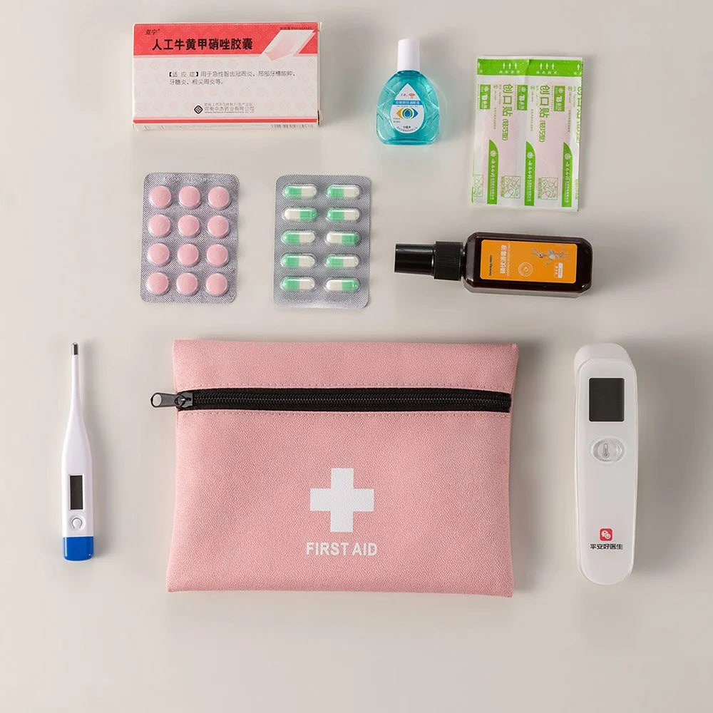 14.5 x 20cm Mini First Aid Kit Flat Design Travel Emergency Medical Bag for Home / Outdoor / Camping, L Size - Pink - 7