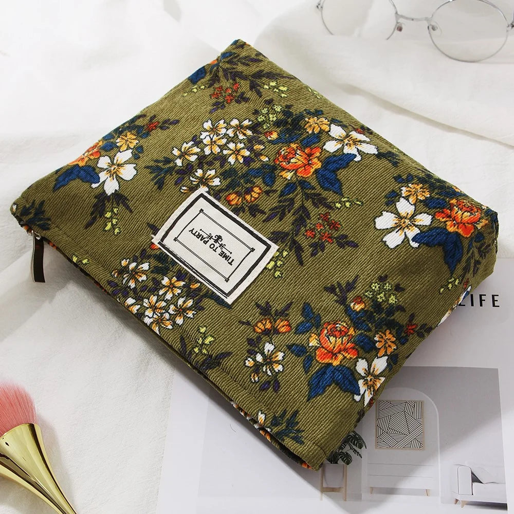 Large Size 20x17x5cm Embossed Floral Makeup Bag Portable Travel Toiletry Organizer Cosmetic Pouch - Green  /  Flower - 2