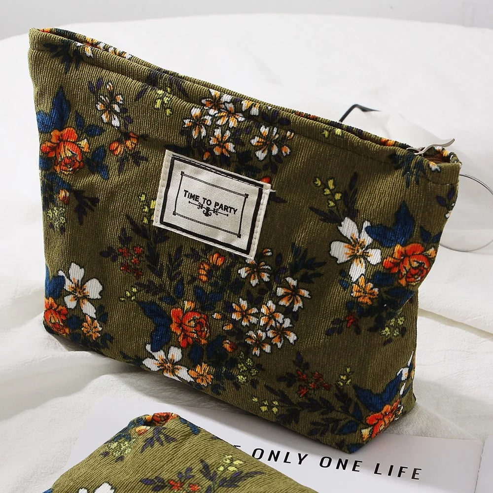 Large Size 20x17x5cm Embossed Floral Makeup Bag Portable Travel Toiletry Organizer Cosmetic Pouch - Green  /  Flower - 6