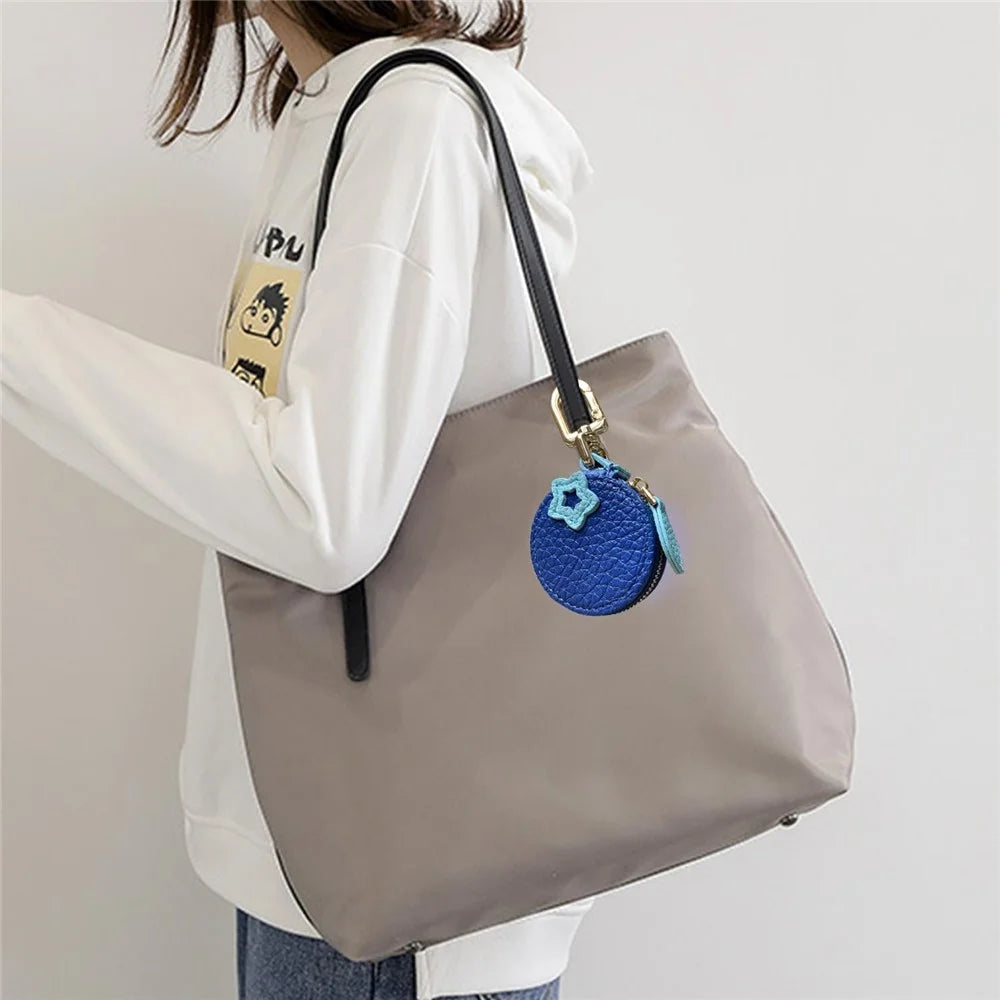 Cartoon Fruit-Shaped Mini Coin Purse Portable PU Leather Small Bag with Hook for Keys Money - Strawberry - 6
