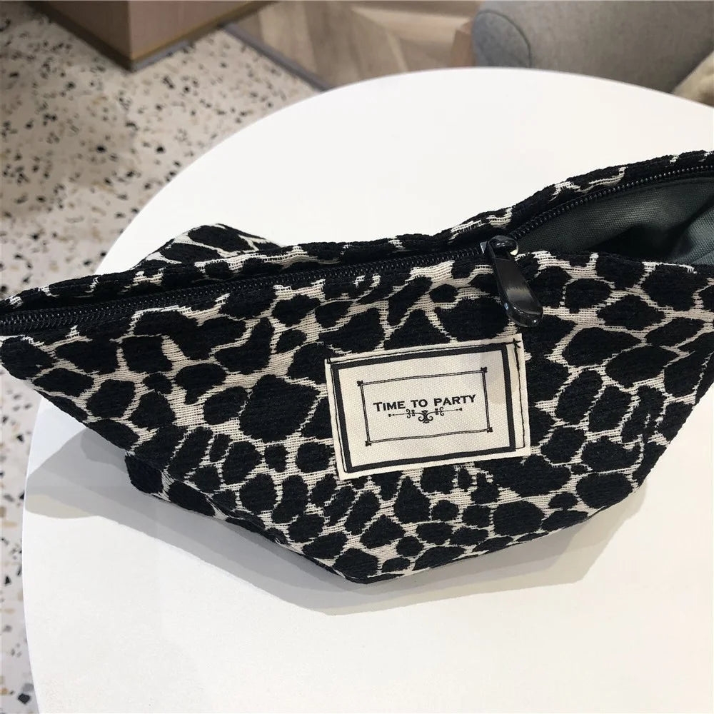 597 Stylish Pattern Makeup Storage Pouch Wear-resistant Canvas Toiletries Women Teen Girls Cosmetic Organizer Travel Bag - Zebra Pattern - 4