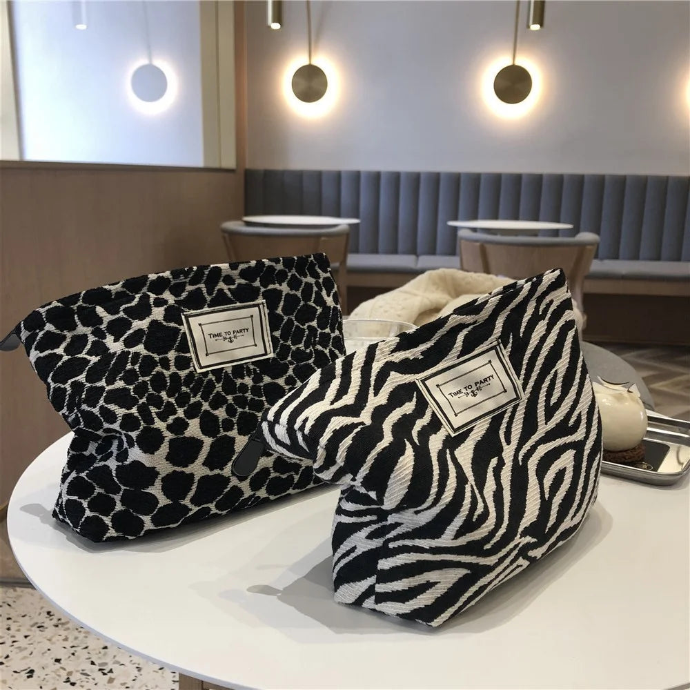 597 Stylish Pattern Makeup Storage Pouch Wear-resistant Canvas Toiletries Women Teen Girls Cosmetic Organizer Travel Bag - Zebra Pattern - 5