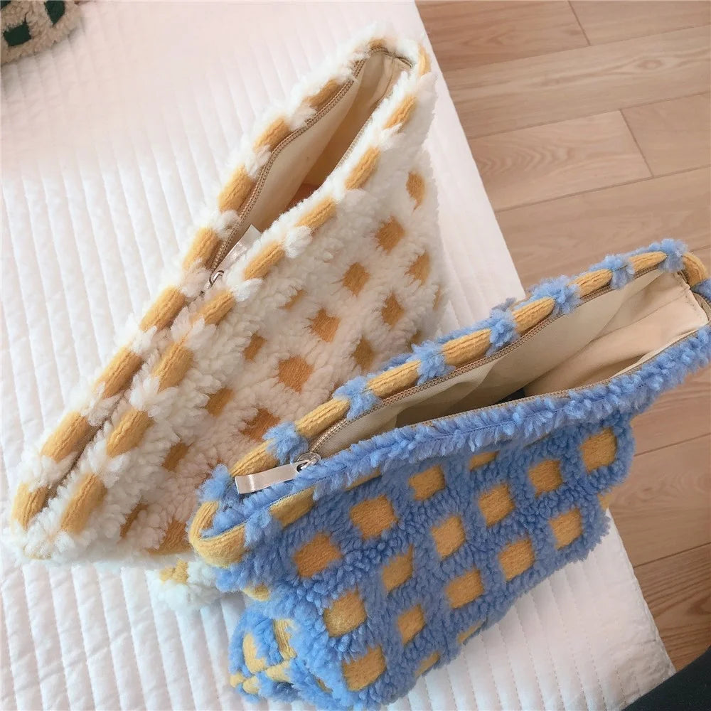 124 Soft Plush Fabric Toiletries Storage Pouch Women Teen Girls Makeup Organizer Cosmetic Travel Bag - Green / White - 4
