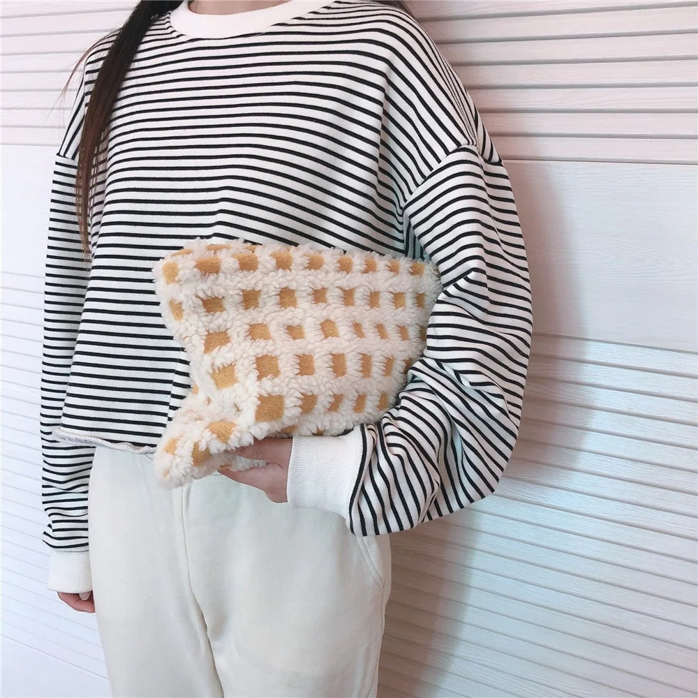 124 Soft Plush Fabric Toiletries Storage Pouch Women Teen Girls Makeup Organizer Cosmetic Travel Bag - Green / White - 7