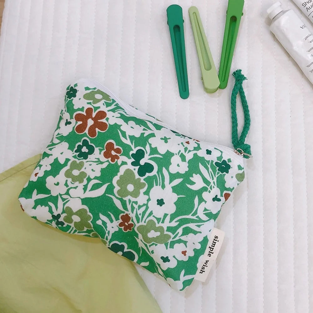 532 Portable Coin Purse Makeup Storage Bag Earphone Electronic Accessories Organizer Money Cash Pouch Wallet - Dark Green / Flower - 1