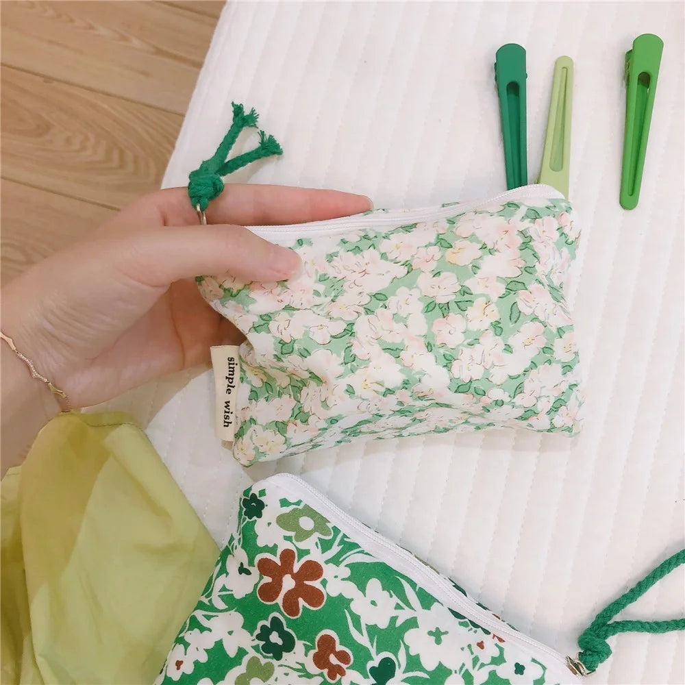 532 Portable Coin Purse Makeup Storage Bag Earphone Electronic Accessories Organizer Money Cash Pouch Wallet - Dark Green / Flower - 6