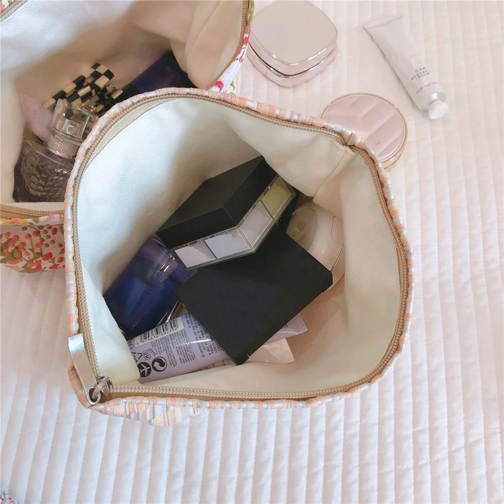 536 Romantic Retro Cosmetic Bag Large Capacity Makeup Bag Travel Toiletry Bag Accessories Organizer Pouch - Flowers - 3