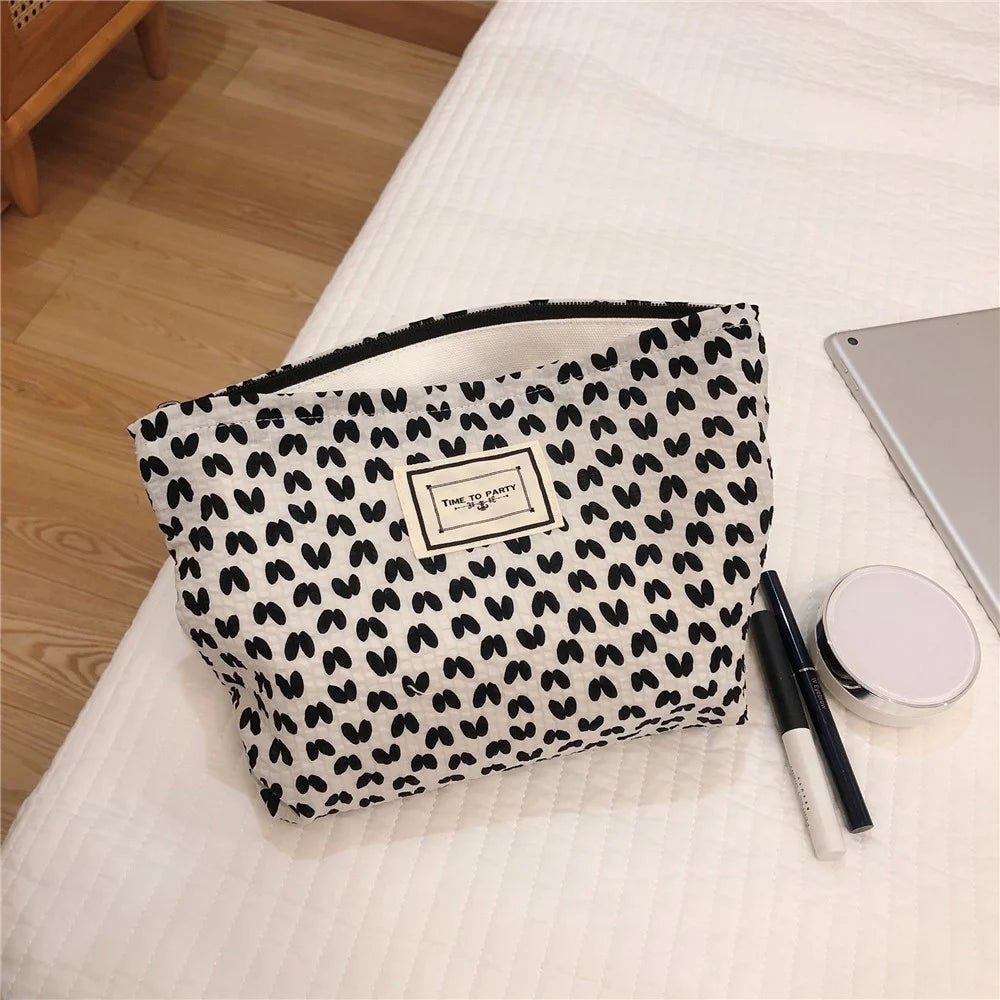 33 Printed Cosmetic Bag for Women, Small Makeup Organizer Travel Toiletry Zipper Bag - White - 4