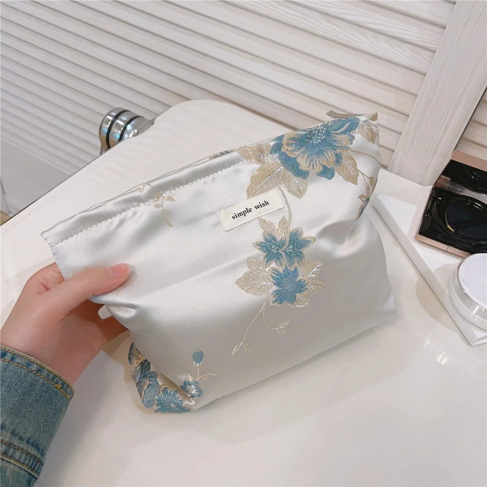 National Style Portable Makeup Bag Canvas Zipper Purse Cosmetic Pouch Organizer Bag for Traveling - Blue - 4