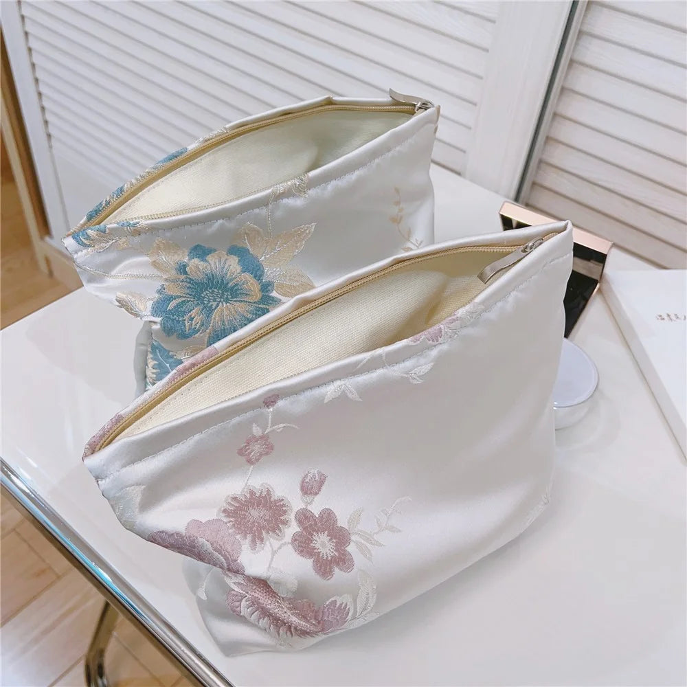 National Style Portable Makeup Bag Canvas Zipper Purse Cosmetic Pouch Organizer Bag for Traveling - Blue - 7