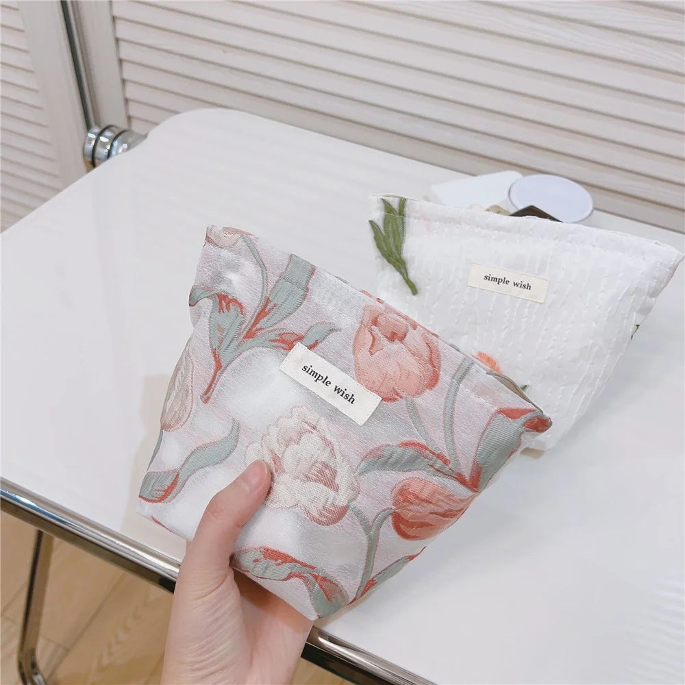 Tulip Pattern Mini Makeup Bag Canvas Portable Zipper Purse Cosmetic Pouch Storage Bag for Traveling, Swimming - Pink - 3