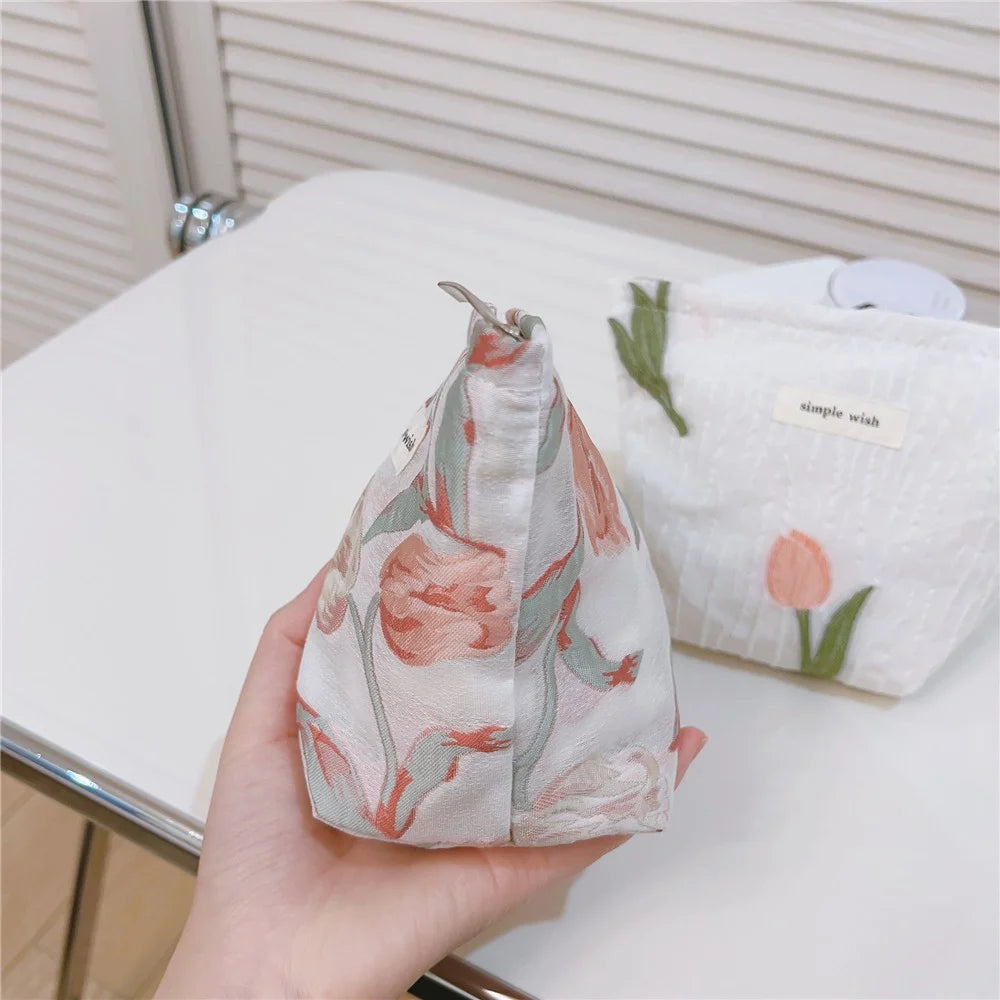 Tulip Pattern Mini Makeup Bag Canvas Portable Zipper Purse Cosmetic Pouch Storage Bag for Traveling, Swimming - Pink - 4